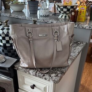 Coach Women's Beige Leather Tote Bag